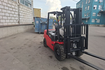 Дизельный погрузчик OXLIFT CPCD30-A2G2 с высотой 4500 мм