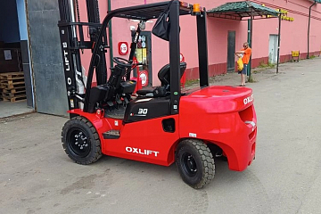 Дизельный вилочный погрузчик OXLIFT CPCD30-A2G2