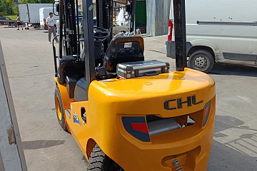 Мощность и маневренность: дизельный погрузчик CHL CPCD25-XC5K2C